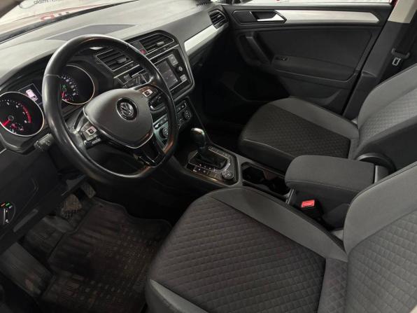 Volkswagen Tiguan II с пробегом 2018 года, цена 2 499 000 рублей, 184000 км, внедорожник, Автокод Объявления
