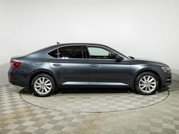Skoda Superb III Рестайлинг с пробегом 2020 года, цена 2 726 777 рублей, 92156 км, лифтбек, Автокод Объявления