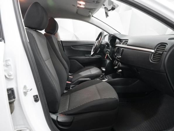 Kia Rio IV с пробегом 2019 года, цена 1 022 000 рублей, 110000 км, седан, Автокод Объявления