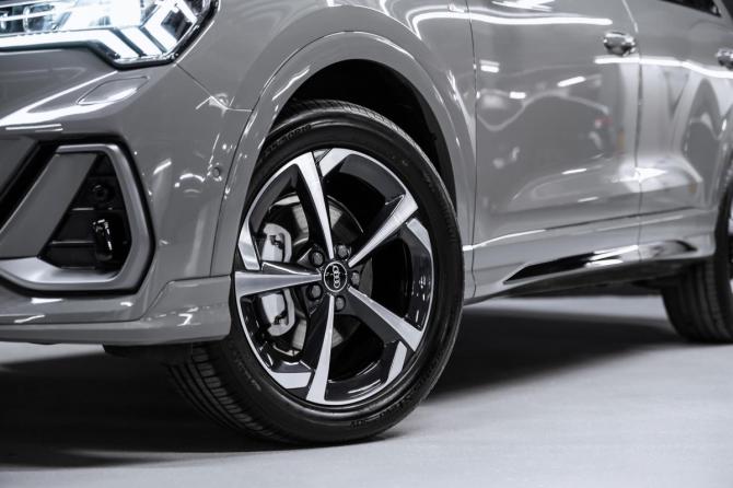 Новый Audi Q3 II (F3) 2026 года, цена 5 250 000 рублей, внедорожник, Автокод Объявления