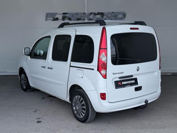 Renault Kangoo II с пробегом 2011 года, цена 579 000 рублей, 331920 км, компактвэн, Автокод Объявления