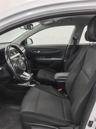 Kia Rio IV с пробегом 2018 года, цена 1 040 000 рублей, 107429 км, седан, Автокод Объявления