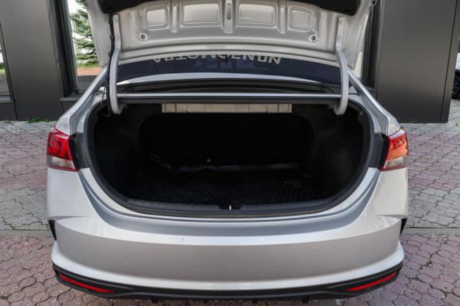 Hyundai Solaris II Рестайлинг с пробегом 2021 года, цена 1 520 000 рублей, 56055 км, седан, Автокод Объявления