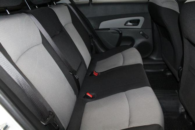 Chevrolet Cruze I Рестайлинг с пробегом 2013 года, цена 650 000 рублей, 112955 км, хэтчбек, Автокод Объявления