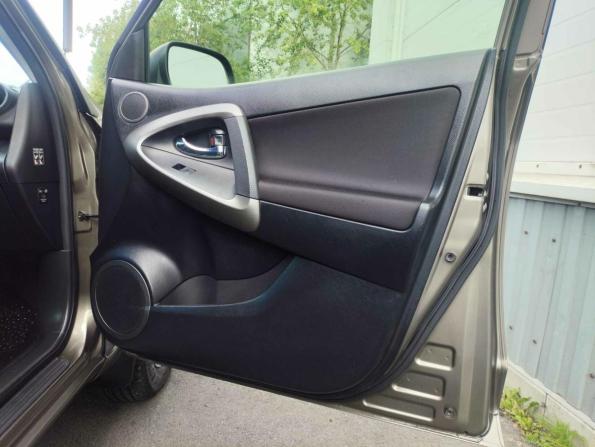 Toyota RAV4 III (XA30) Рестайлинг с пробегом 2010 года, цена 1 275 000 рублей, 166034 км, внедорожник, Автокод Объявления
