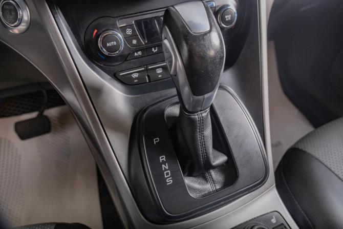 Ford Kuga II с пробегом 2015 года, цена 1 399 000 рублей, 206900 км, внедорожник, Автокод Объявления