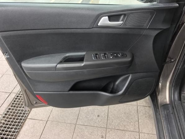 Kia Sportage IV с пробегом 2017 года, цена 1 400 000 рублей, 169000 км, внедорожник, Автокод Объявления