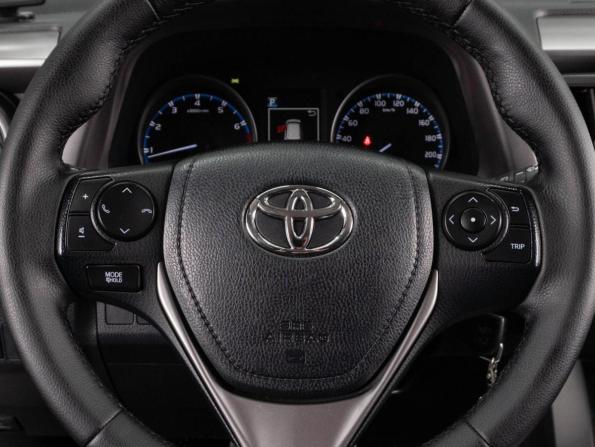 Toyota RAV4 IV (XA40) Рестайлинг с пробегом 2017 года, цена 2 099 000 рублей, 207366 км, внедорожник, Автокод Объявления