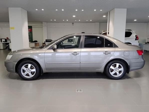 Hyundai Sonata V (NF) Рестайлинг с пробегом 2009 года, цена 660 000 рублей, 238150 км, седан, Автокод Объявления