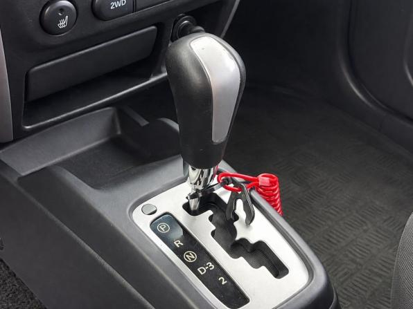 Suzuki Jimny III Рестайлинг 1 с пробегом 2007 года, цена 867 000 рублей, 169500 км, внедорожник, Автокод Объявления