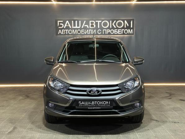 Lada (ВАЗ) Granta I Рестайлинг с пробегом 2020 года, цена 749 000 рублей, 56437 км, хэтчбек, Автокод Объявления