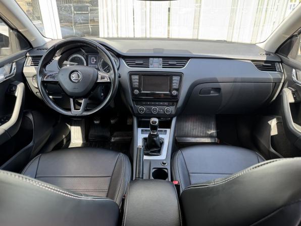 Skoda Octavia III (A7) с пробегом 2017 года, цена 1 399 000 рублей, 243762 км, лифтбек, Автокод Объявления
