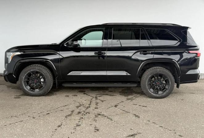 Toyota Sequoia III с пробегом 2023 года, цена 10 500 000 рублей, 59062 км, внедорожник, Автокод Объявления