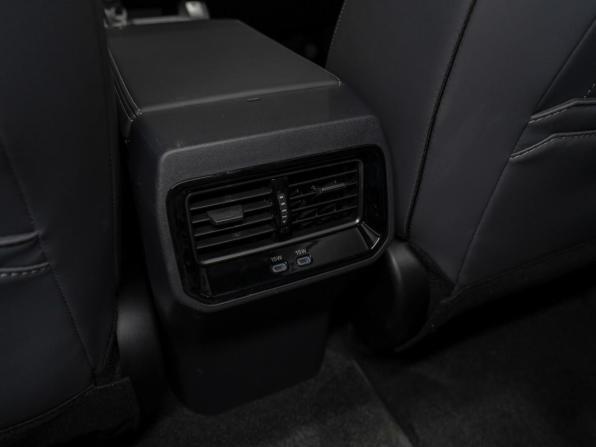 Toyota RAV4 VI (XA60) с пробегом 2025 года, цена 4 000 000 рублей, 50 км, внедорожник, Автокод Объявления
