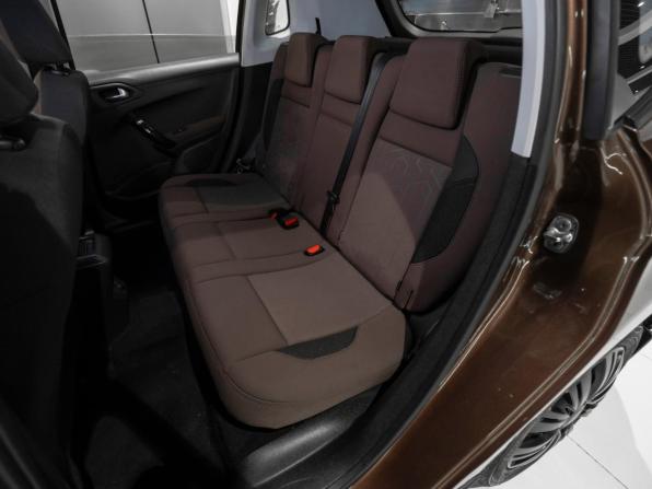 Peugeot 2008 I с пробегом 2014 года, цена 850 000 рублей, 174932 км, внедорожник, Автокод Объявления