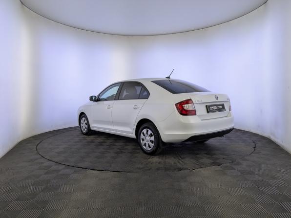 Skoda Rapid I Рестайлинг с пробегом 2019 года, цена 950 000 рублей, 128043 км, лифтбек, Автокод Объявления