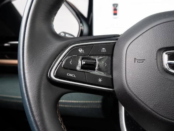 Geely Monjaro I с пробегом 2023 года, цена 3 265 000 рублей, 75865 км, внедорожник, Автокод Объявления
