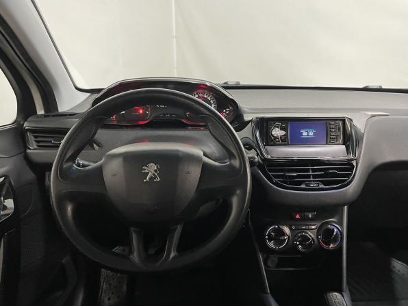 Peugeot 208 I с пробегом 2013 года, цена 550 000 рублей, 124381 км, хэтчбек, Автокод Объявления
