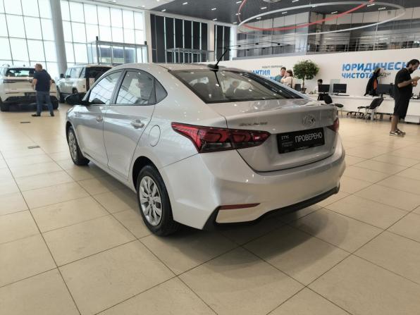 Hyundai Solaris II с пробегом 2019 года, цена 1 350 000 рублей, 115114 км, седан, Автокод Объявления
