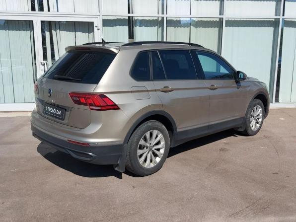 Volkswagen Tiguan II Рестайлинг с пробегом 2021 года, цена 2 720 000 рублей, 142926 км, внедорожник, Автокод Объявления