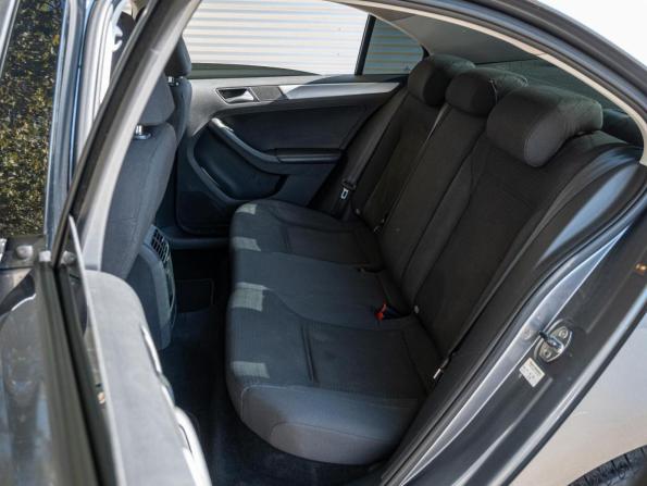Volkswagen Jetta VI Рестайлинг с пробегом 2018 года, цена 1 495 000 рублей, 110179 км, седан, Автокод Объявления