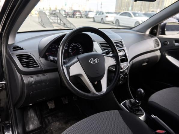 Hyundai Solaris I с пробегом 2013 года, цена 825 000 рублей, 148483 км, седан, Автокод Объявления