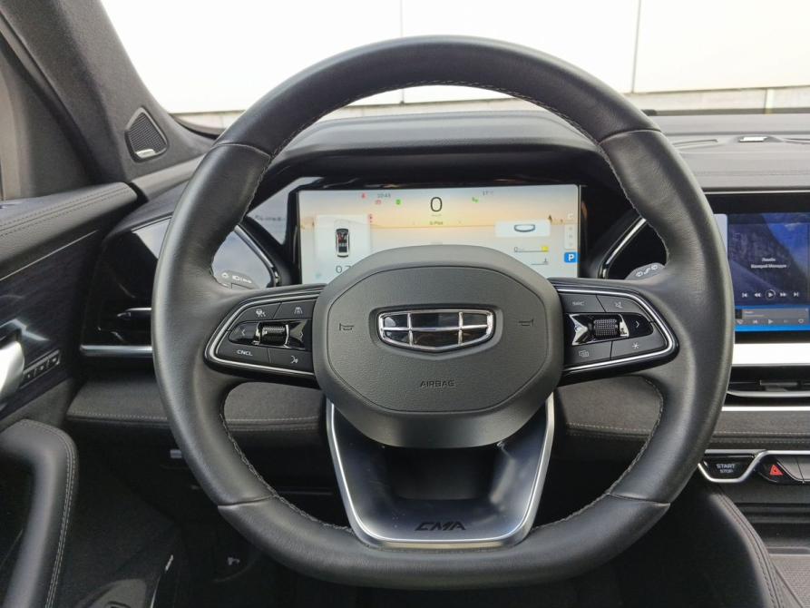 Geely Monjaro I Москва  - изображение 13