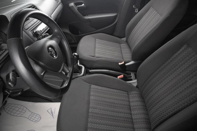 Volkswagen Polo V Рестайлинг с пробегом 2018 года, цена 1 279 000 рублей, 87400 км, седан, Автокод Объявления