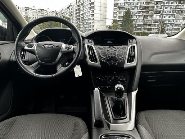 Ford Focus III с пробегом 2015 года, цена 868 000 рублей, 203642 км, хэтчбек, Автокод Объявления