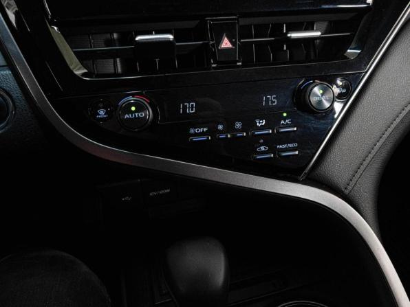 Toyota Camry VIII (XV70) Рестайлинг с пробегом 2021 года, цена 3 468 000 рублей, 79438 км, седан, Автокод Объявления