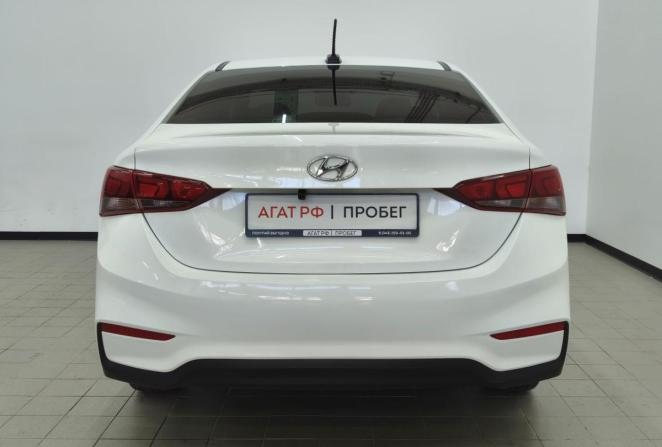 Hyundai Solaris II с пробегом 2018 года, цена 1 150 000 рублей, 99779 км, седан, Автокод Объявления
