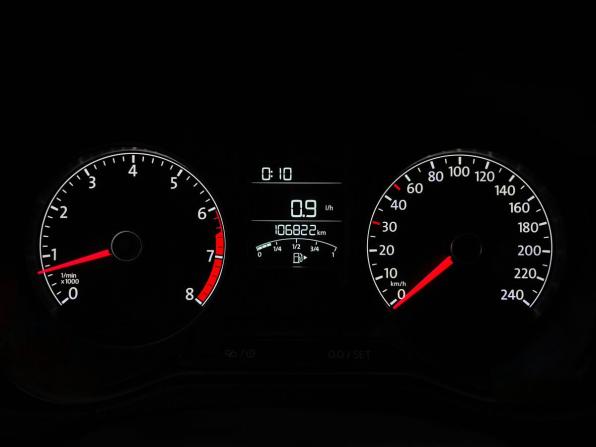 Volkswagen Polo V Рестайлинг с пробегом 2018 года, цена 1 055 000 рублей, 106795 км, седан, Автокод Объявления