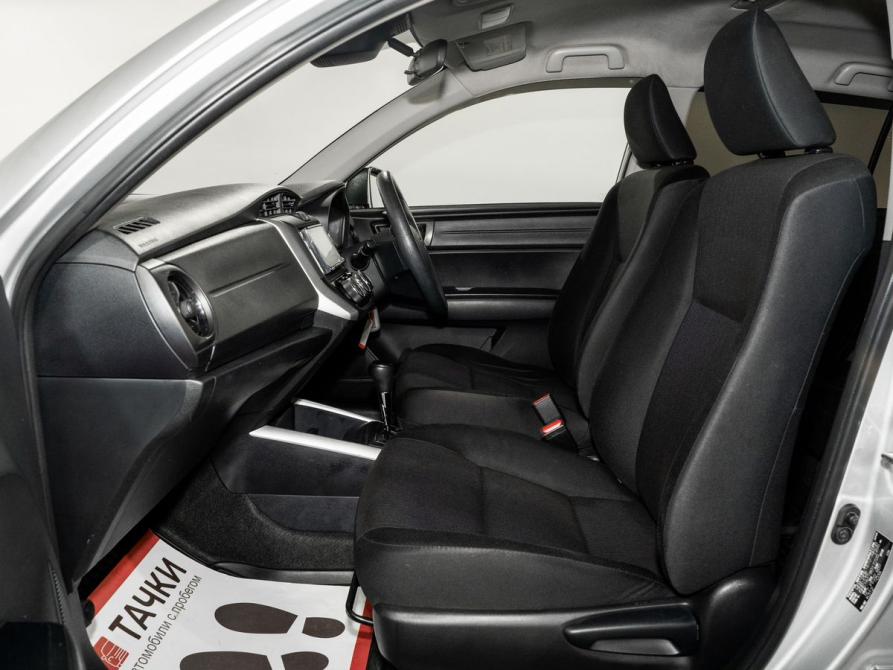 Toyota Corolla XI (E160 E170 E180) Рестайлинг 1 Иркутск  - изображение 6