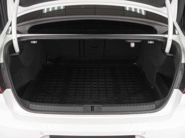 Volkswagen Passat B8 с пробегом 2018 года, цена 2 389 000 рублей, 130523 км, седан, Автокод Объявления