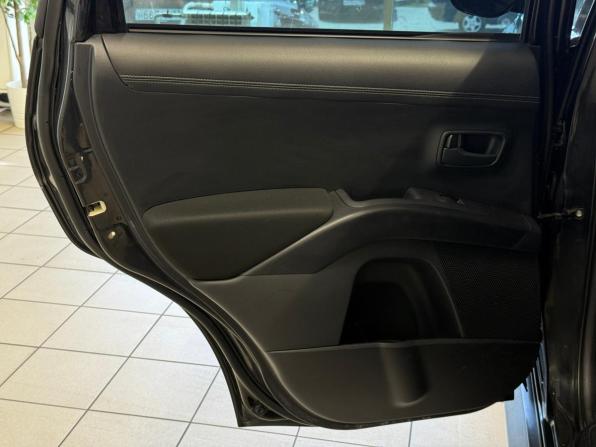 Mitsubishi Outlander II Рестайлинг с пробегом 2010 года, цена 930 000 рублей, 157000 км, внедорожник, Автокод Объявления
