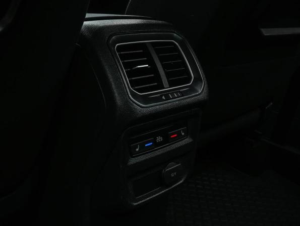 Volkswagen Tiguan II с пробегом 2017 года, цена 2 349 000 рублей, 152638 км, внедорожник, Автокод Объявления