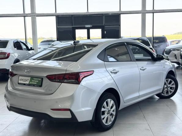 Hyundai Solaris II с пробегом 2017 года, цена 1 249 000 рублей, 166770 км, седан, Автокод Объявления