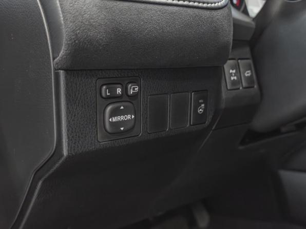 Toyota RAV4 IV (XA40) Рестайлинг с пробегом 2016 года, цена 2 380 000 рублей, 110582 км, внедорожник, Автокод Объявления
