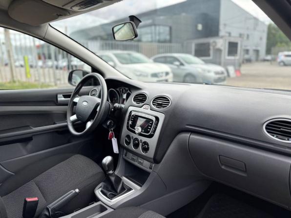 Ford Focus II Рестайлинг с пробегом 2010 года, цена 611 000 рублей, 135861 км, седан, Автокод Объявления