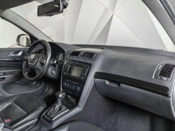 Skoda Octavia II (A5) Рестайлинг с пробегом 2012 года, цена 709 000 рублей, 286618 км, универсал, Автокод Объявления