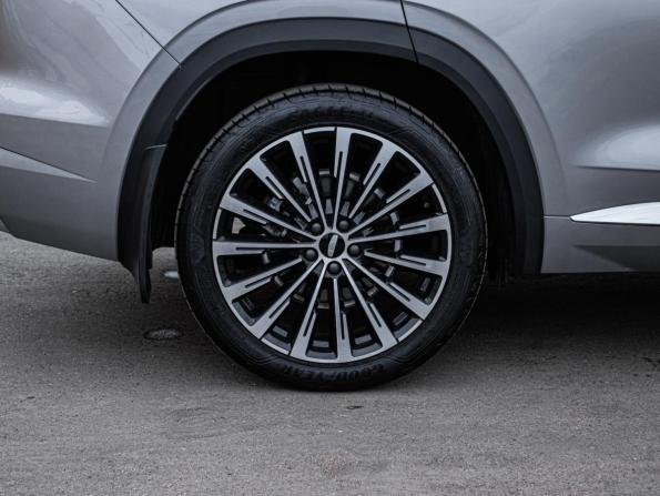Geely Monjaro I Рестайлинг с пробегом 2025 года, цена 3 520 000 рублей, 27680 км, внедорожник, Автокод Объявления