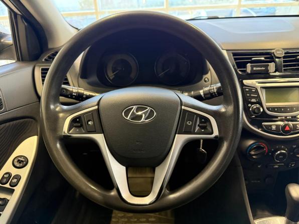 Hyundai Solaris I с пробегом 2012 года, цена 784 000 рублей, 169000 км, седан, Автокод Объявления