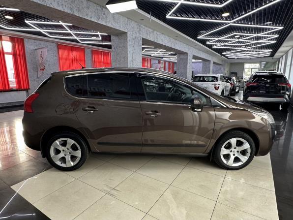 Peugeot 3008 I с пробегом 2013 года, цена 699 000 рублей, 246181 км, внедорожник, Автокод Объявления