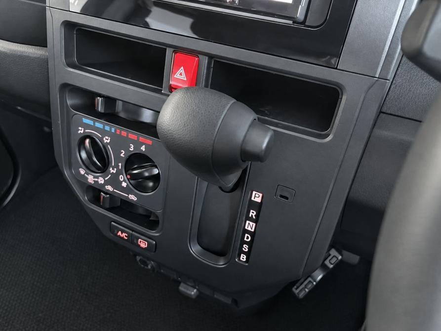 Toyota Roomy I Рестайлинг Уфа  - изображение 11