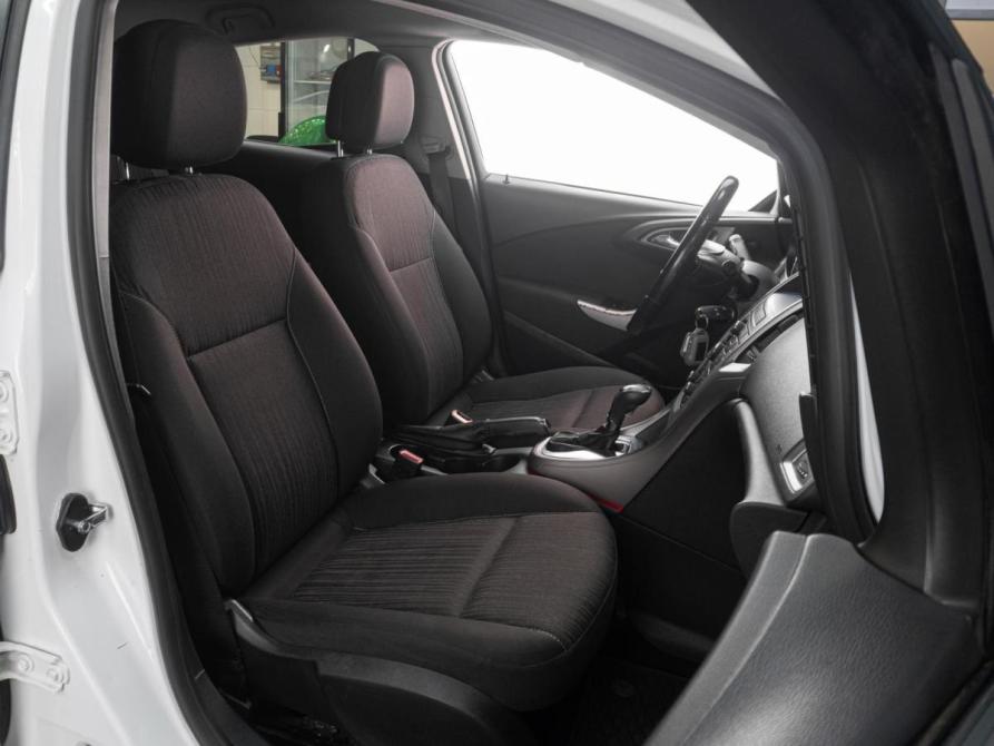 Opel Astra J Тюмень  - изображение 8