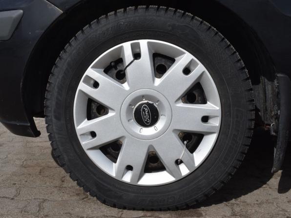 Ford Fusion I Рестайлинг с пробегом 2008 года, цена 350 000 рублей, 179866 км, хэтчбек, Автокод Объявления