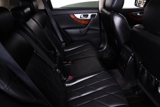 Infiniti FX II (S51) Рестайлинг с пробегом 2012 года, цена 1 799 000 рублей, 216600 км, внедорожник, Автокод Объявления