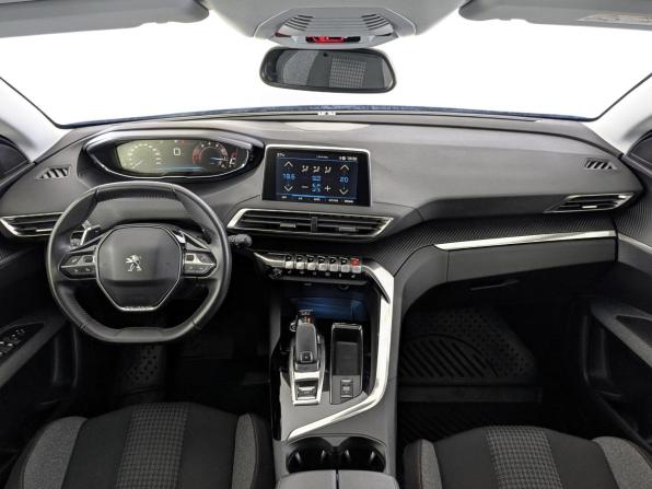 Peugeot 3008 II Рестайлинг с пробегом 2021 года, цена 2 110 000 рублей, 65160 км, внедорожник, Автокод Объявления