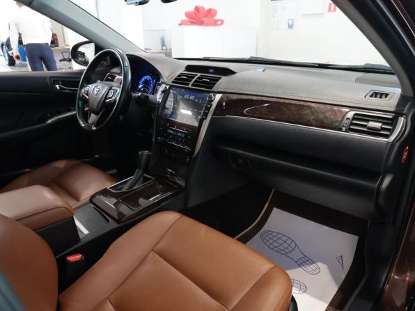 Toyota Camry VII (XV50) Рестайлинг 2 с пробегом 2017 года, цена 2 250 000 рублей, 146105 км, седан, Автокод Объявления