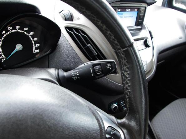 Ford Tourneo Courier I Рестайлинг с пробегом 2019 года, цена 1 380 000 рублей, 130000 км, компактвэн, Автокод Объявления